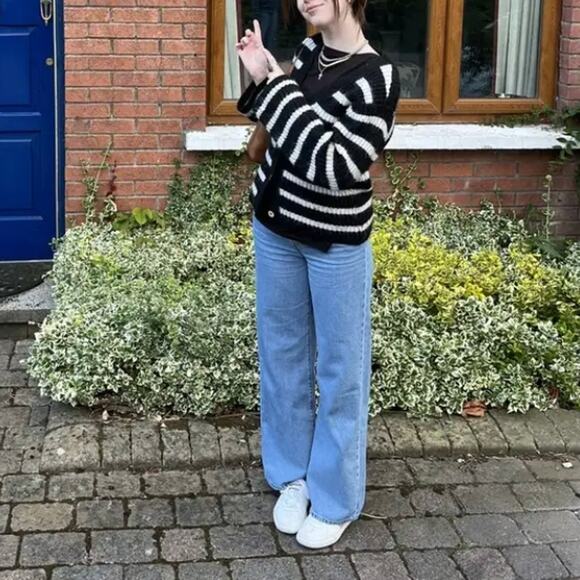 Slate & Willow Black White Striped Cardigan Sweater SMALL Fuzzy Cropped $115 - Picture 3 of 10